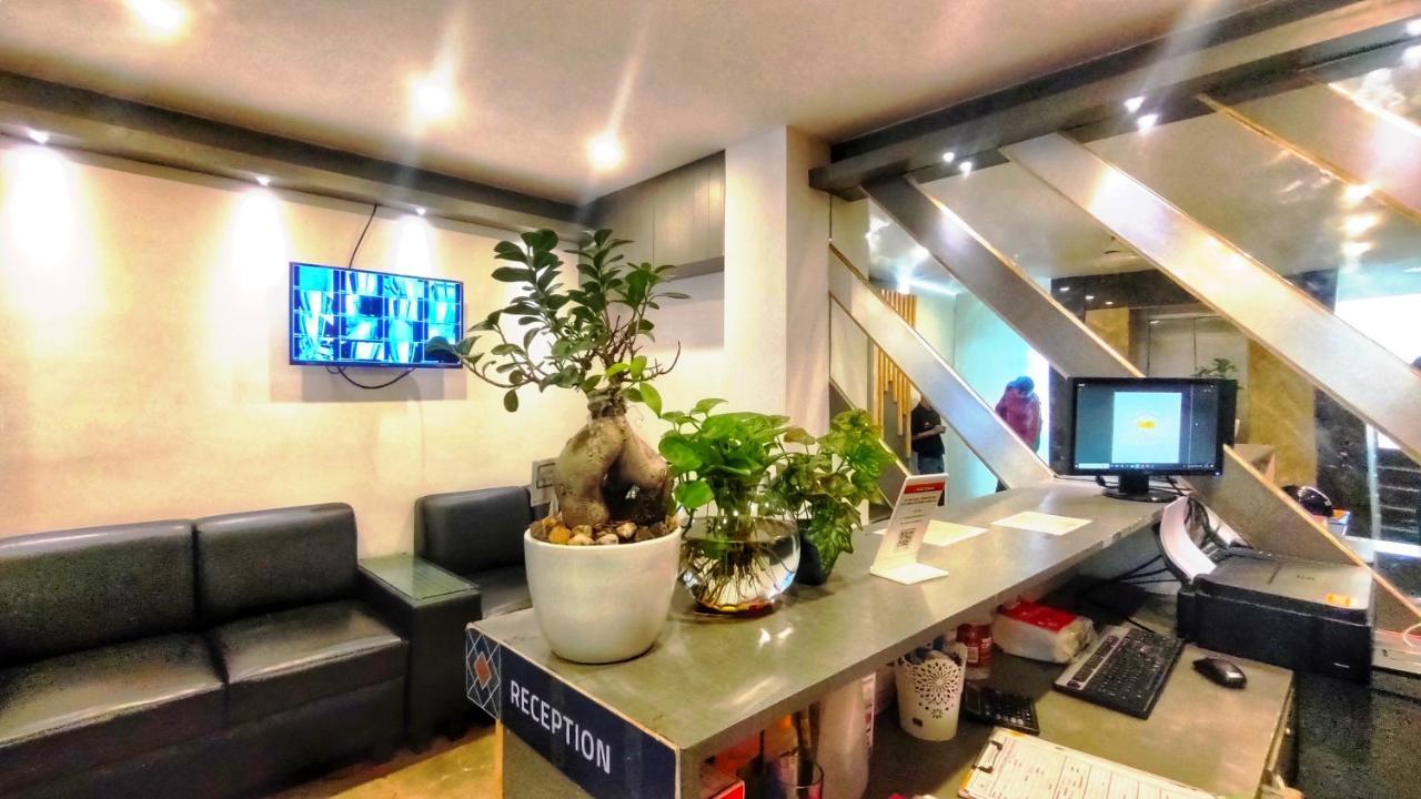 העיר בנגלור Athasri Hotel Marathahalli מראה חיצוני תמונה