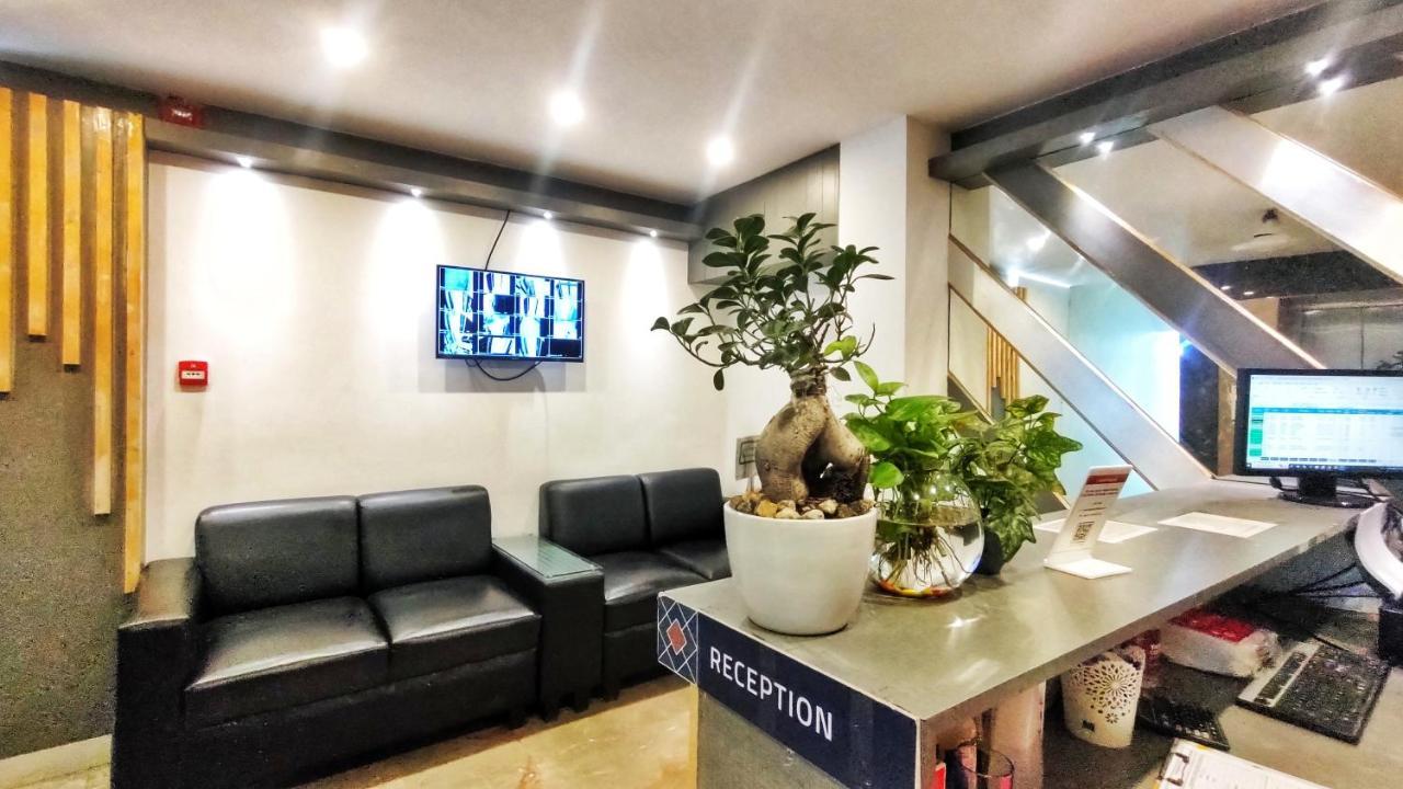 העיר בנגלור Athasri Hotel Marathahalli מראה חיצוני תמונה
